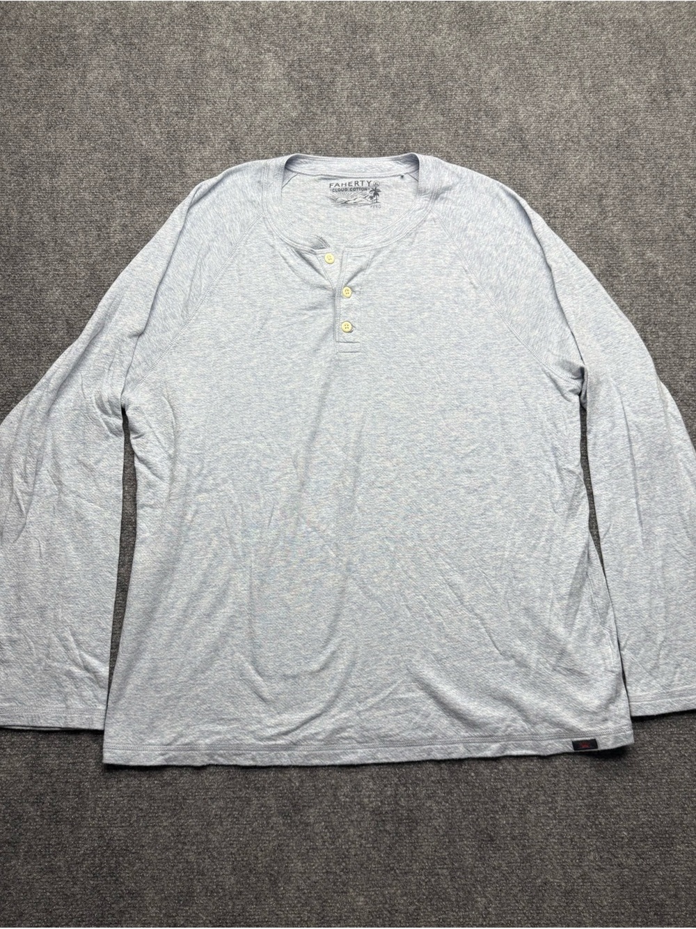 Faherty Men’s XL Cloud Cotton Light Gray Long-Sleeve Henley Shirt